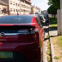 40 ezer jármű zöld rendszámát kell cserélni fehérre novemberig