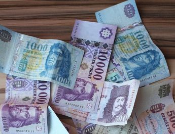A forint erősödésének köszönhetően többen nyaralhatnak külföldön